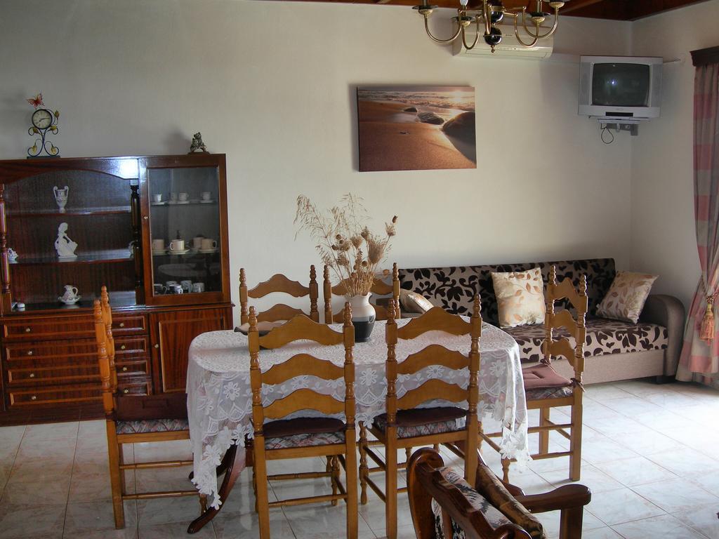 Emilios See View Apartment 巴尔巴蒂 外观 照片