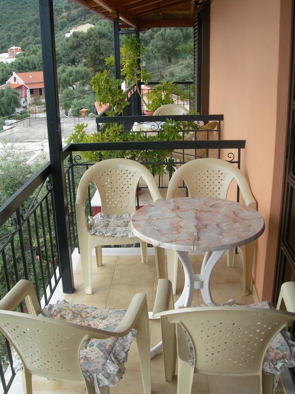Emilios See View Apartment 巴尔巴蒂 外观 照片